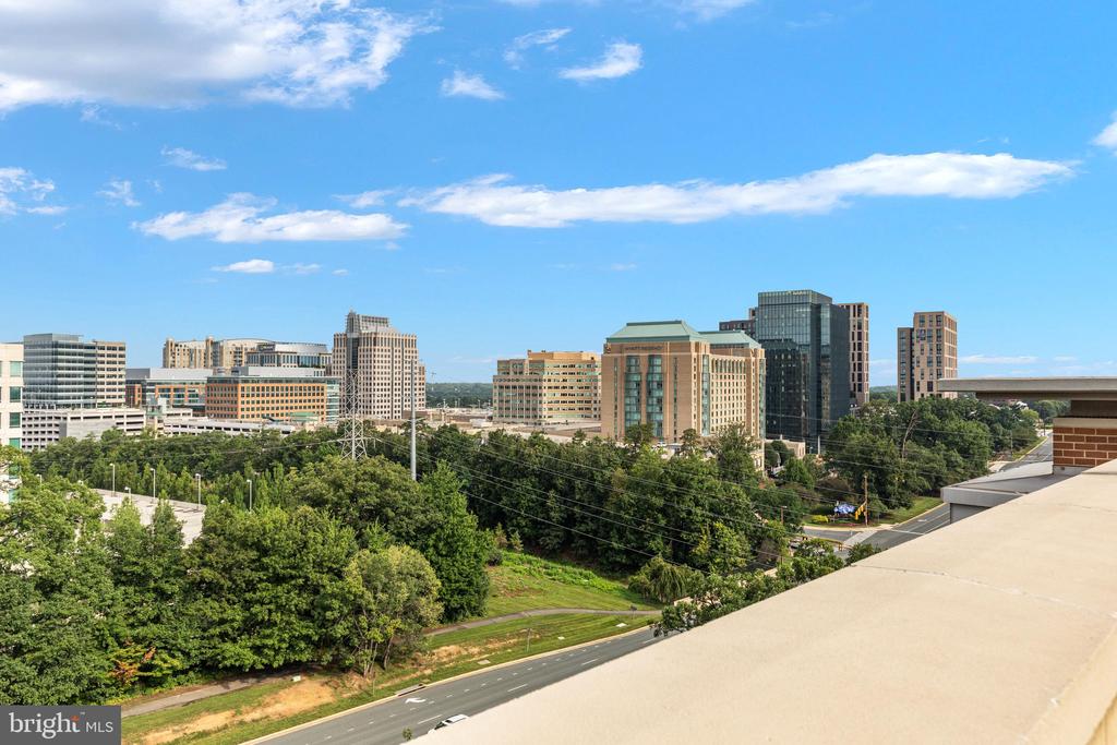11800 SUNSET HILLS ROAD Unit: 815