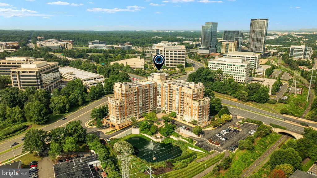 11800 SUNSET HILLS ROAD Unit: 815