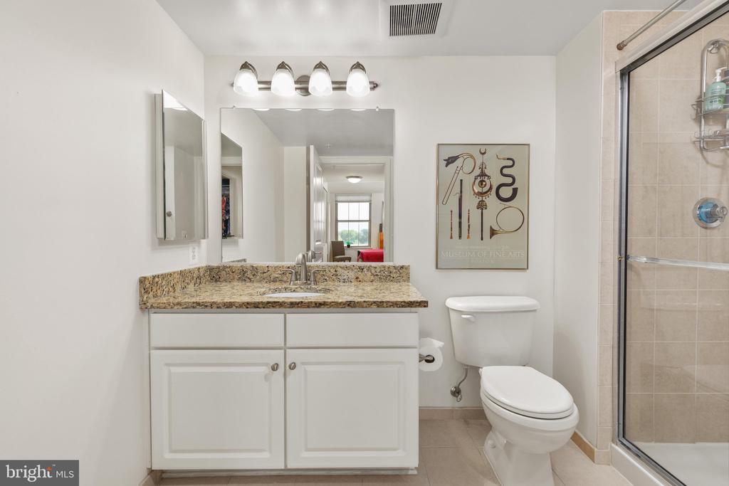 11800 SUNSET HILLS ROAD Unit: 815