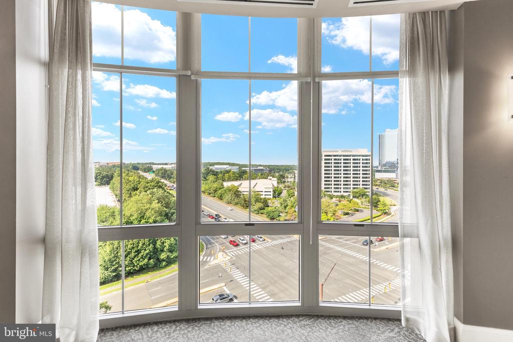11800 SUNSET HILLS ROAD Unit: 815