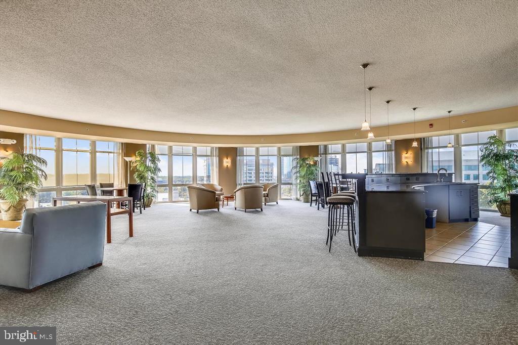 11800 SUNSET HILLS ROAD Unit: 815