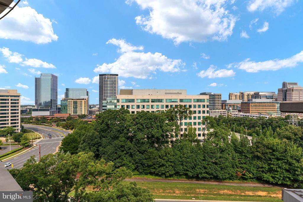 11800 SUNSET HILLS ROAD Unit: 815