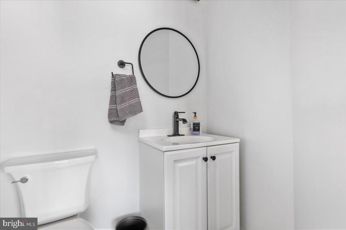 21631 Kings Crossing Ter