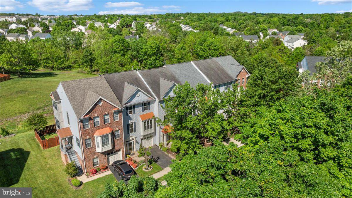 21631 Kings Crossing Ter