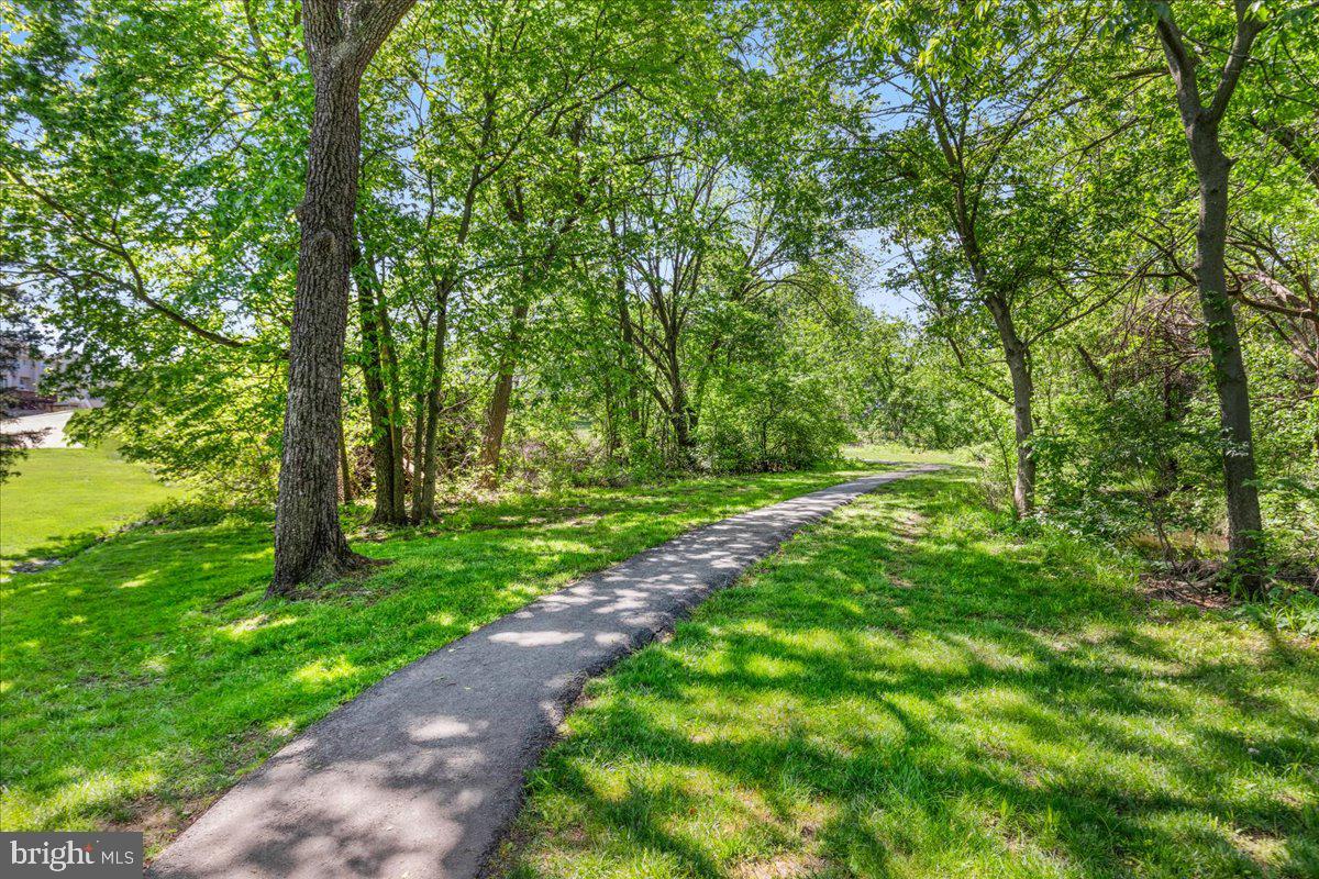 21631 Kings Crossing Ter