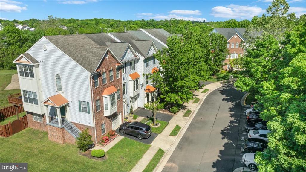 21631 Kings Crossing Ter