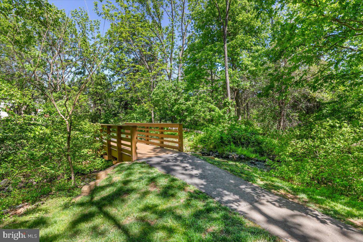 21631 Kings Crossing Ter