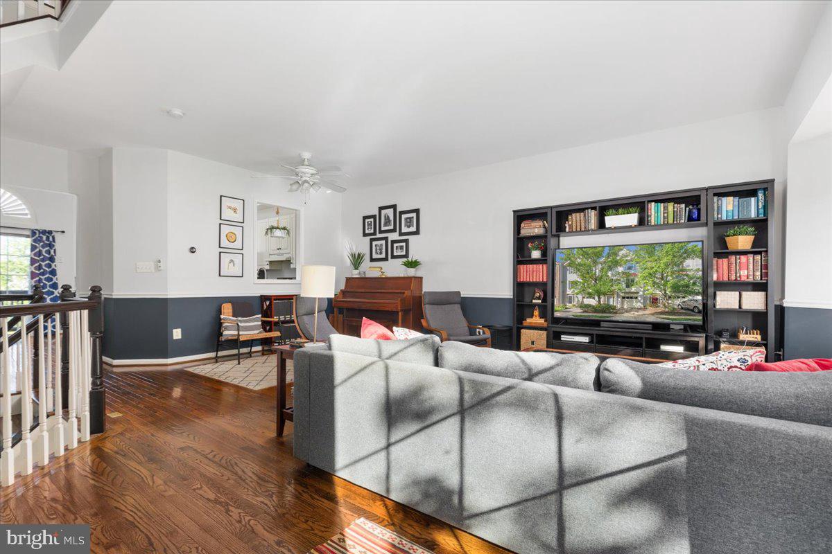 21631 Kings Crossing Ter