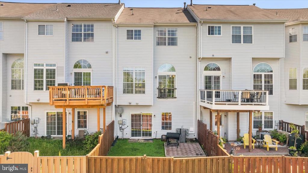 21631 Kings Crossing Ter