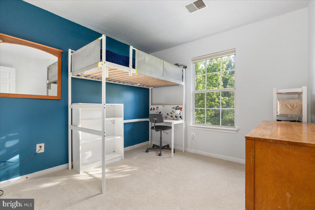 21631 Kings Crossing Ter