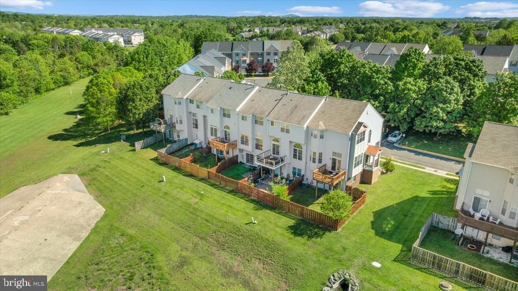 21631 Kings Crossing Ter