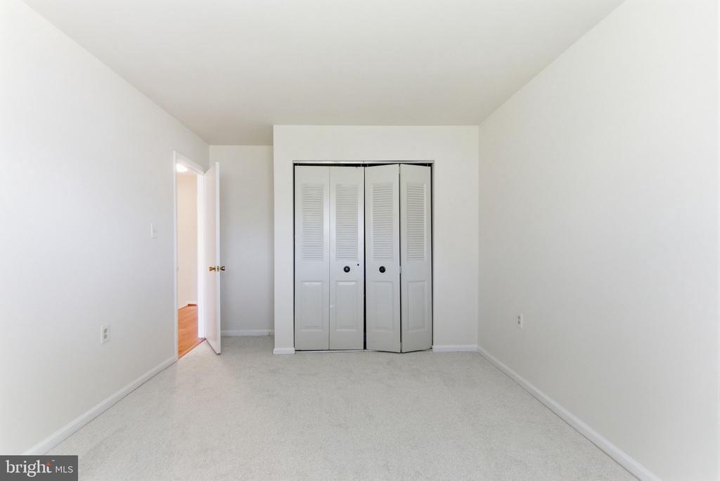 10838 STONE HILL LANE