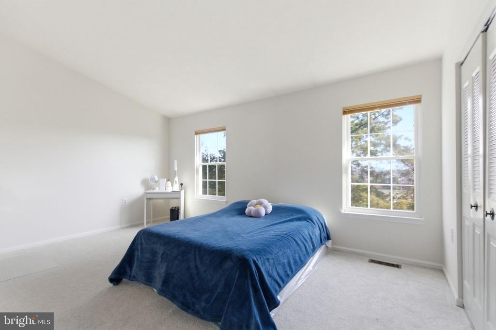 10838 STONE HILL LANE