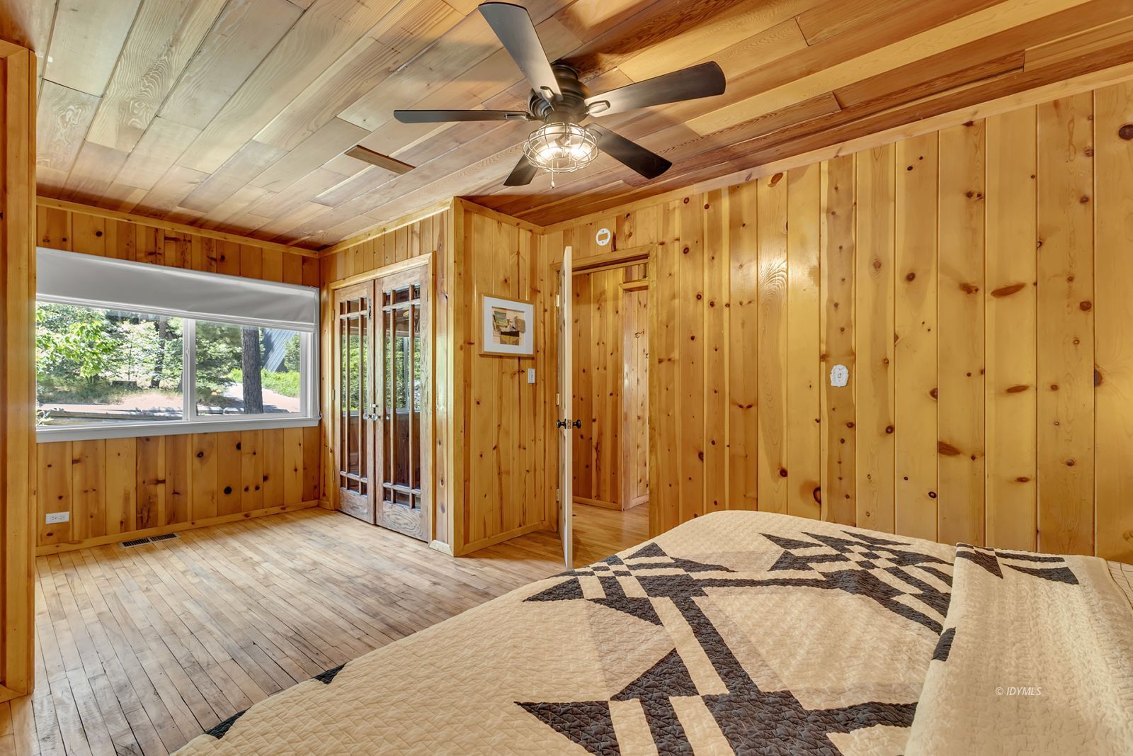 53560 Country Club Dr