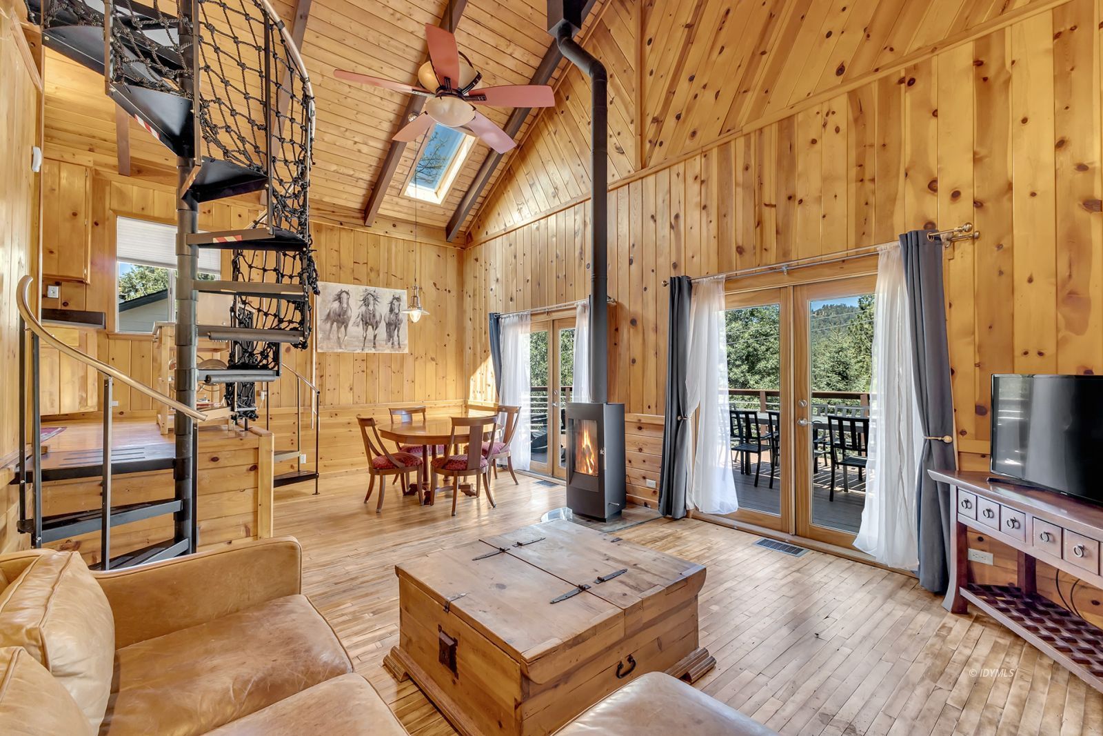 53560 Country Club Dr