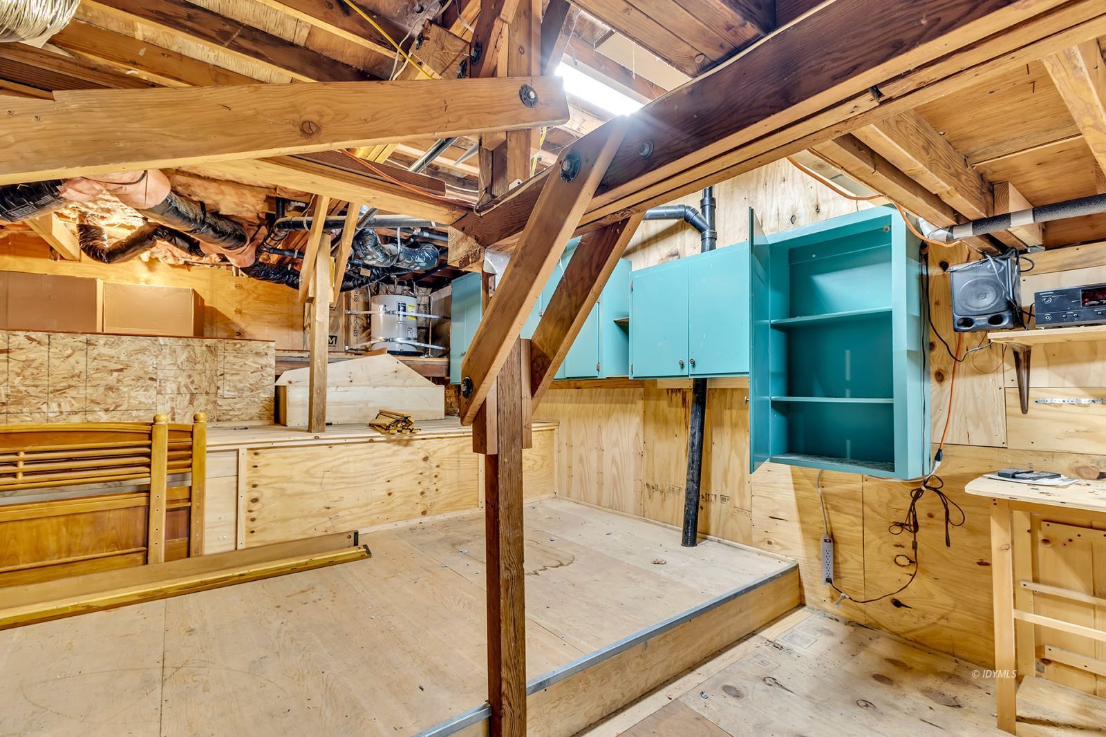 53560 Country Club Dr