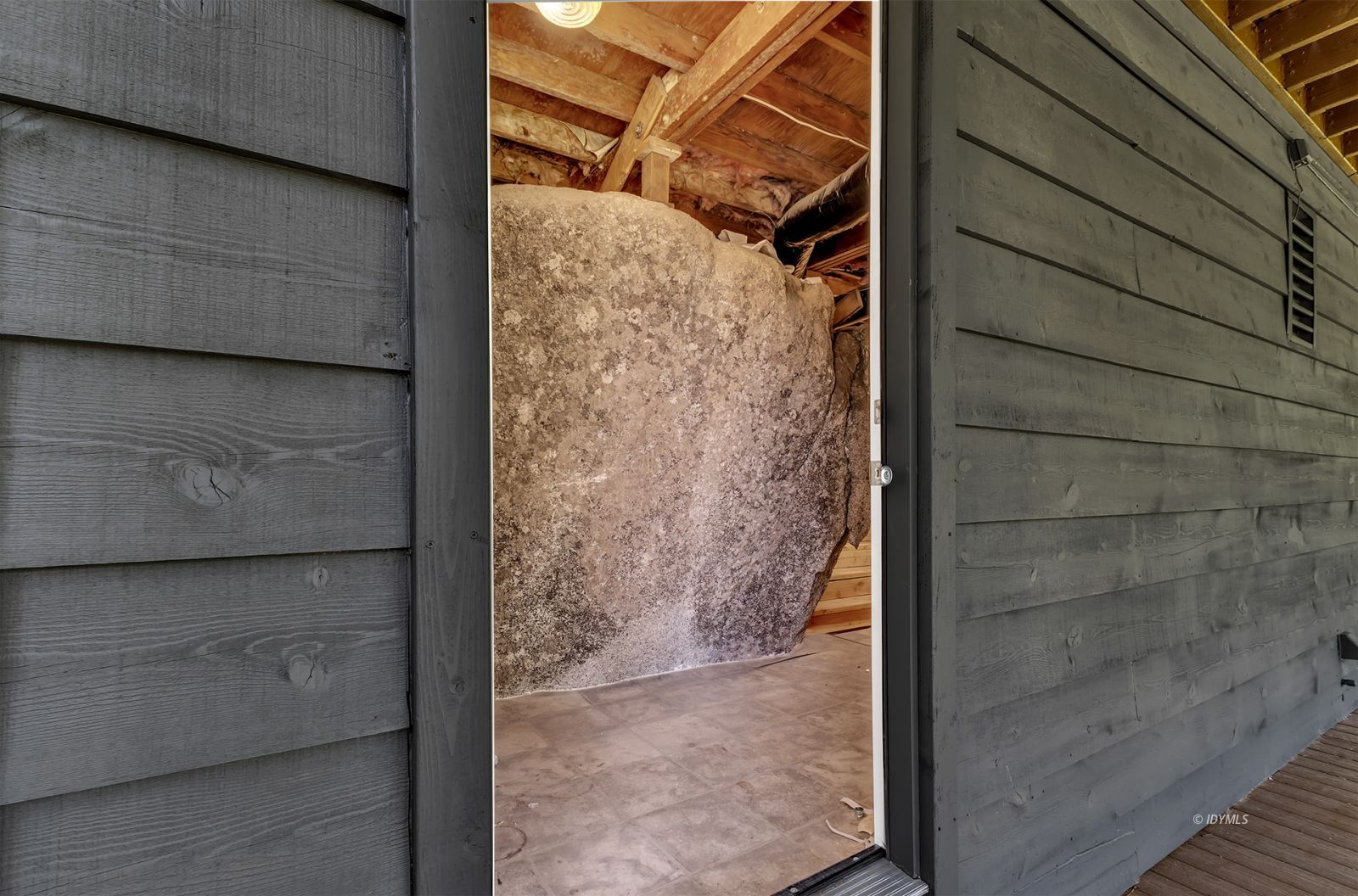 53560 Country Club Dr