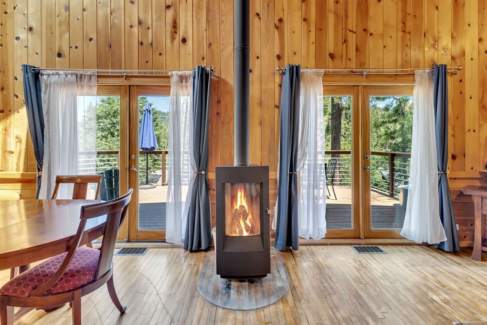 53560 Country Club Dr