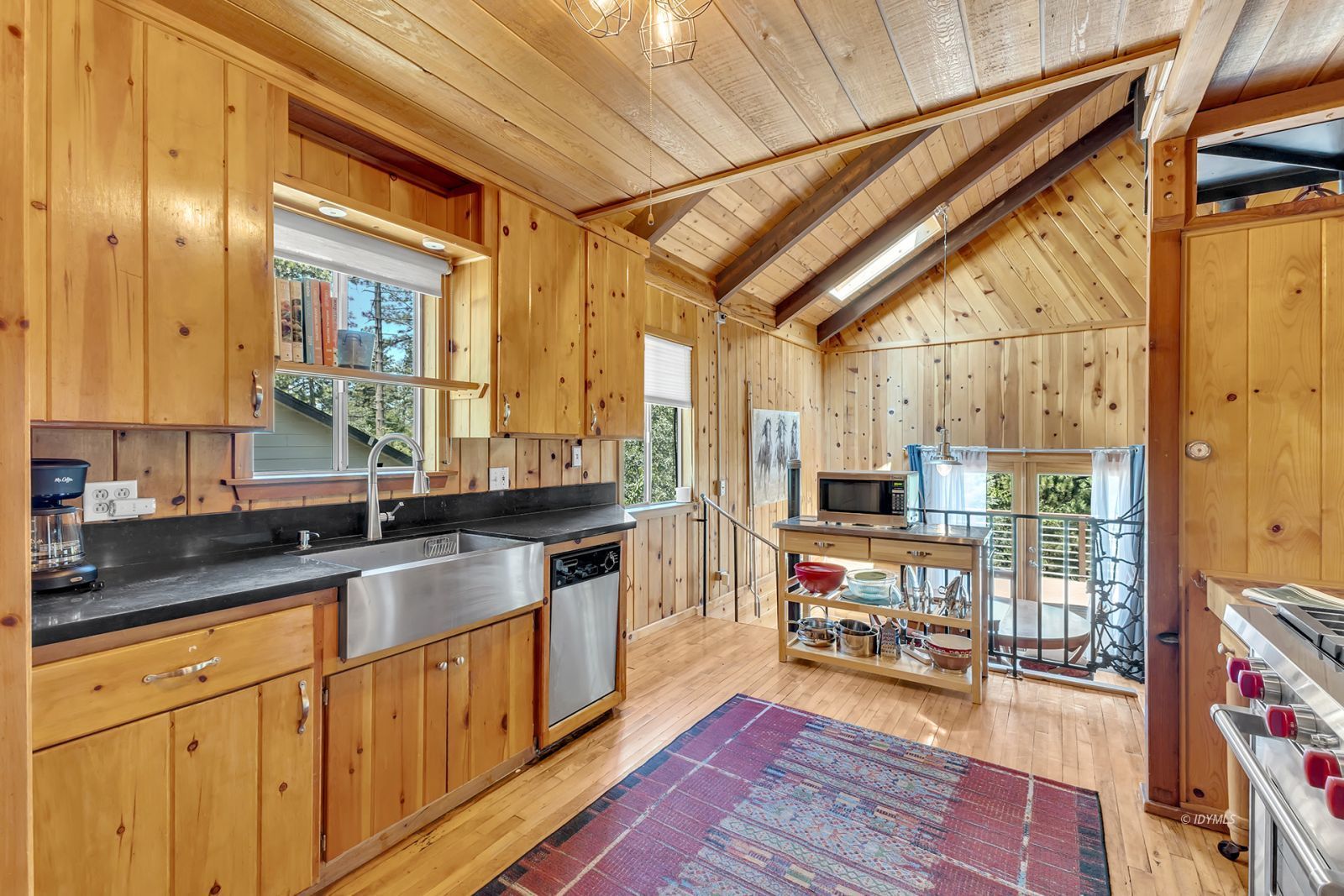 53560 Country Club Dr