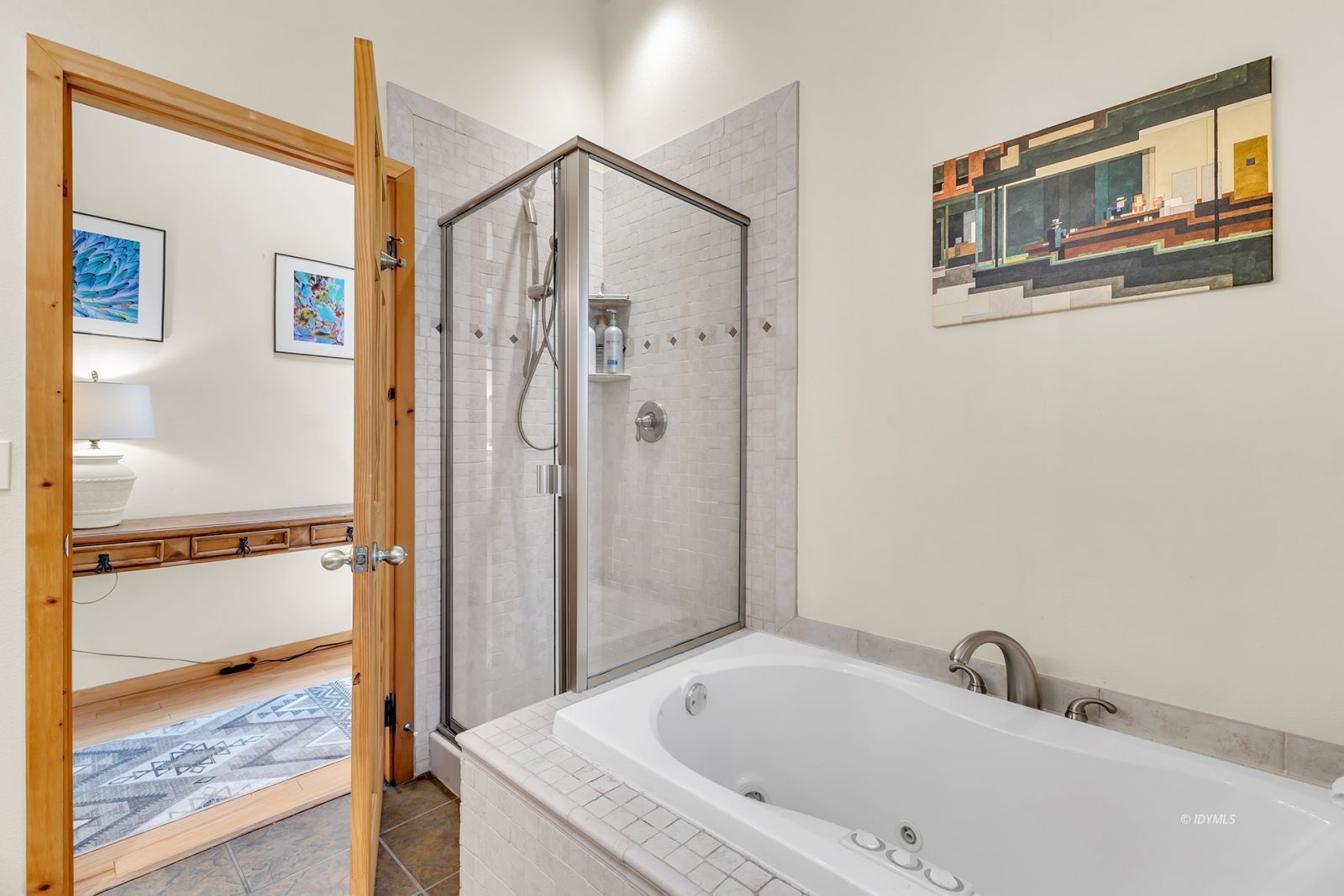 53560 Country Club Dr