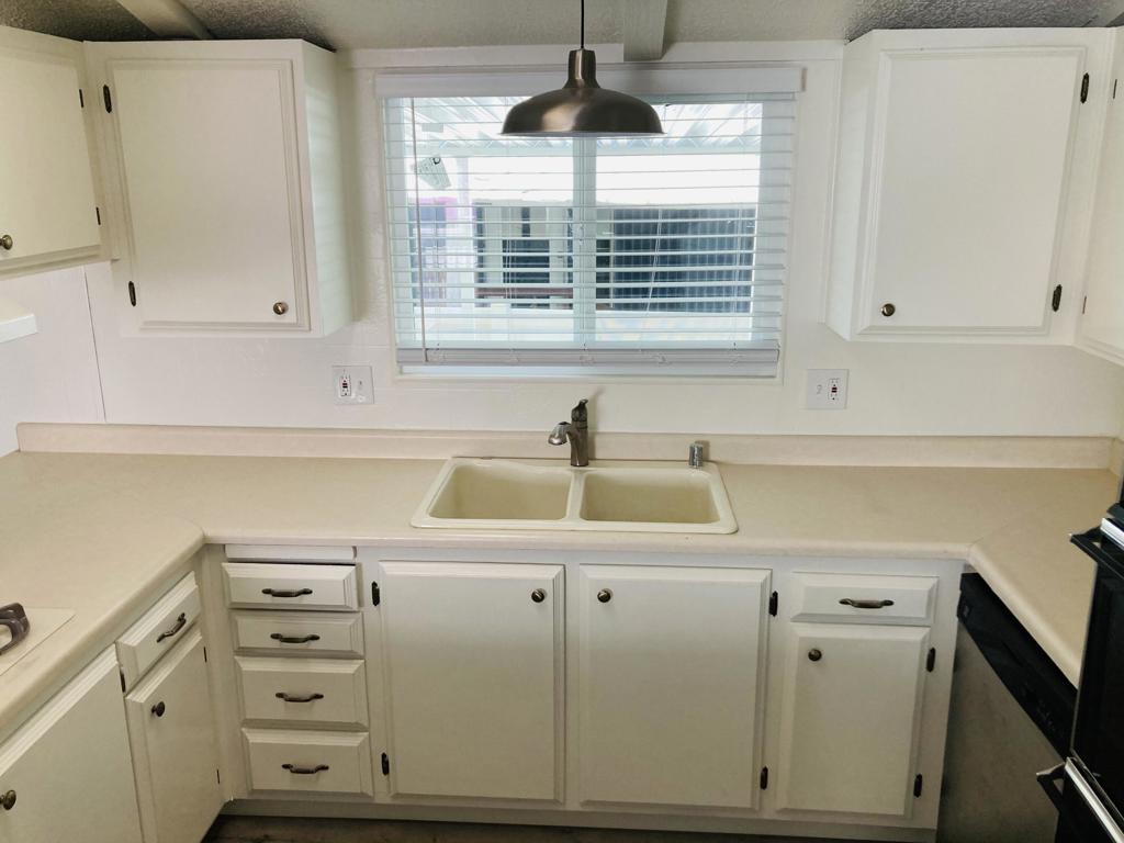 15687 Palm Drive Unit: 72