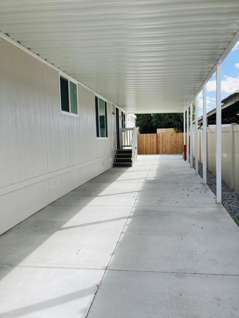 15687 Palm Drive Unit: 72