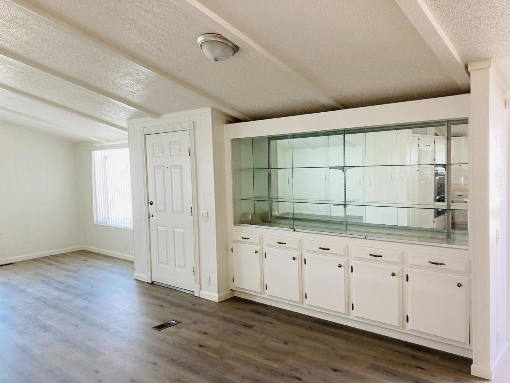 15687 Palm Drive Unit: 72