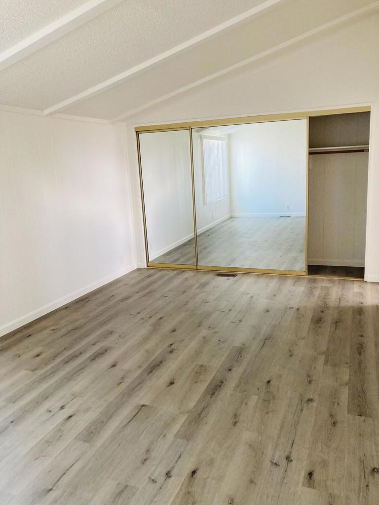 15687 Palm Drive Unit: 72