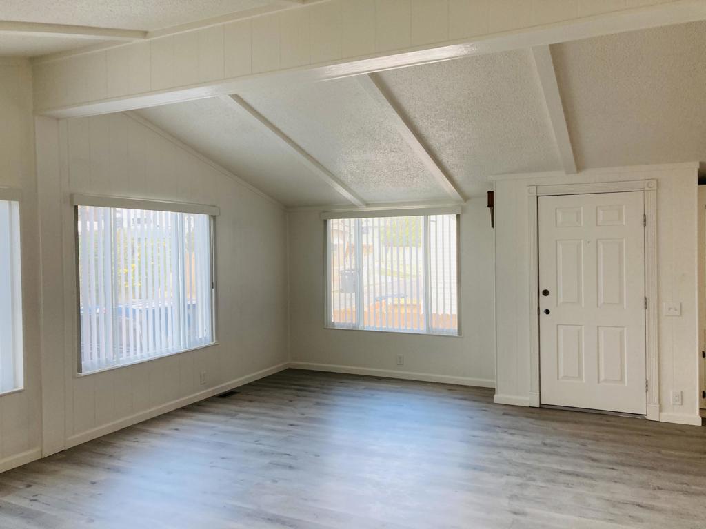 15687 Palm Drive Unit: 72