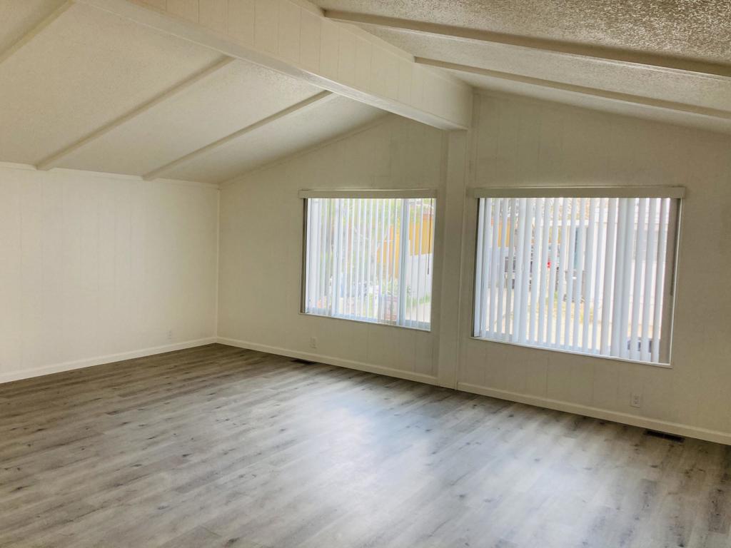 15687 Palm Drive Unit: 72