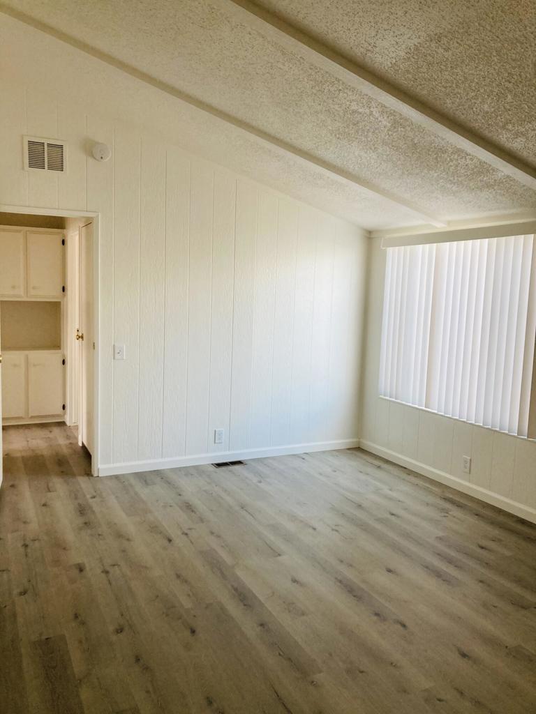 15687 Palm Drive Unit: 72