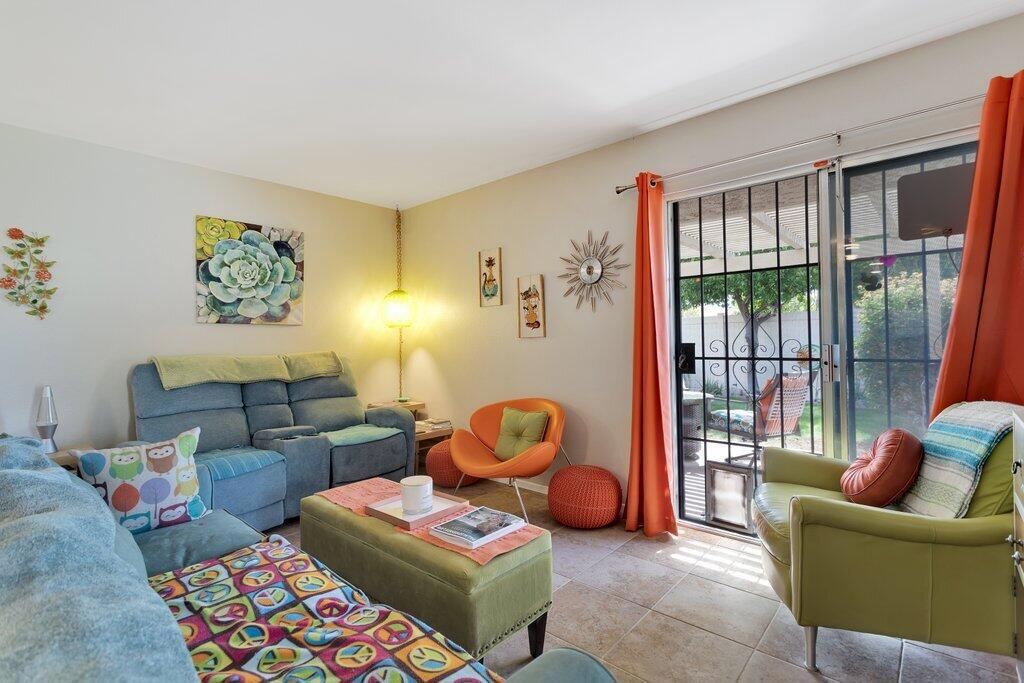 3188 Sunflower Loop N