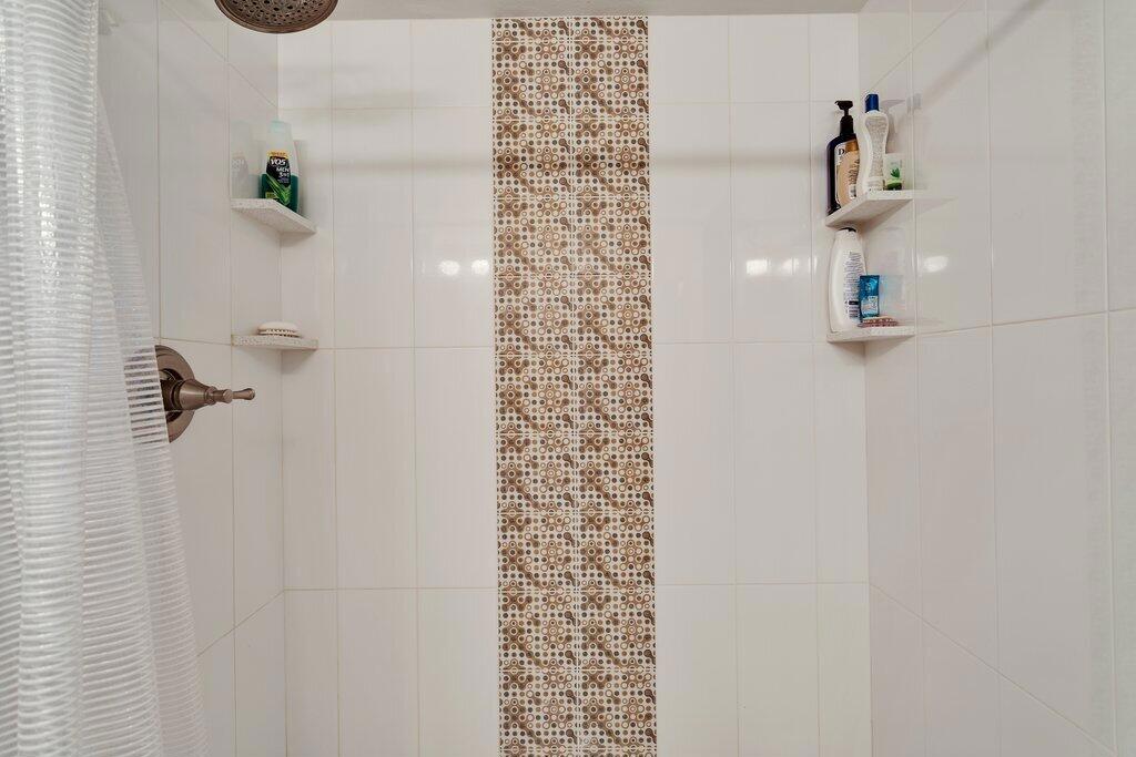 3188 Sunflower Loop N