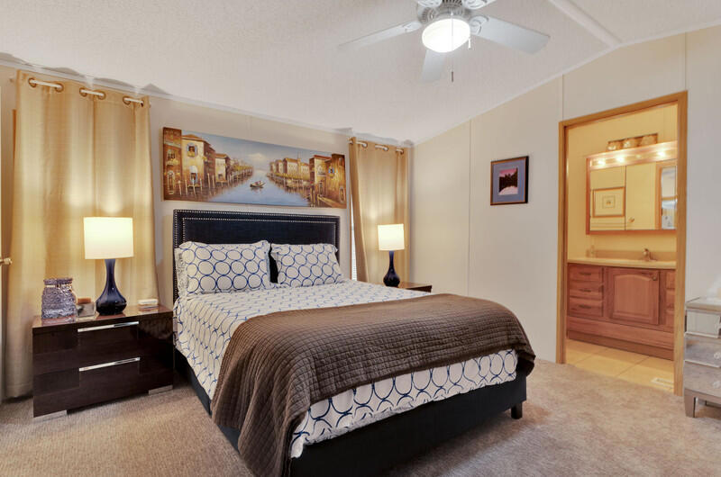 51555 Monroe Street Unit: 150