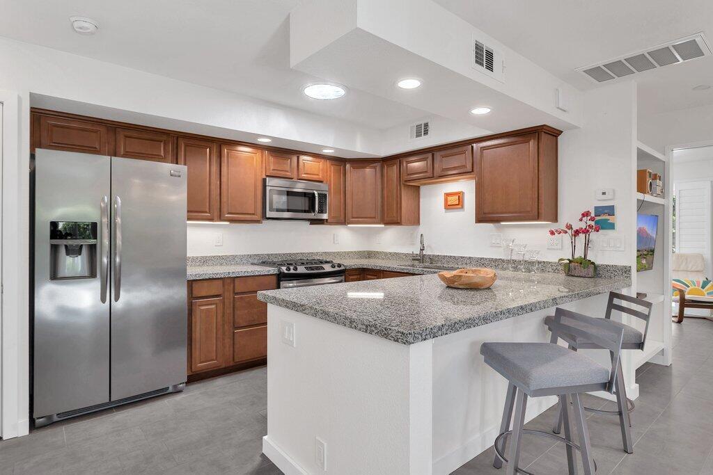 1492 Sunflower Circle S