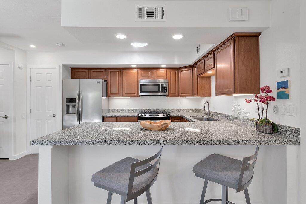 1492 Sunflower Circle S