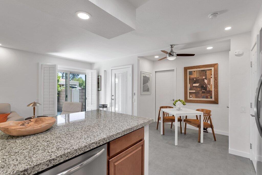 1492 Sunflower Circle S