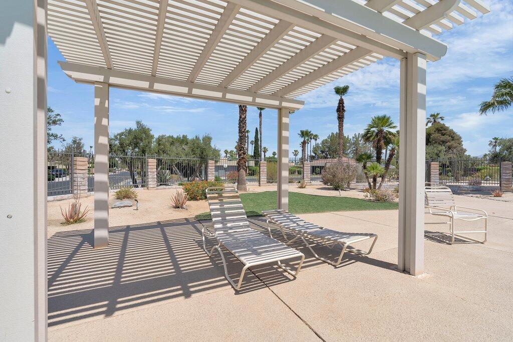 2885 Sunflower Loop S