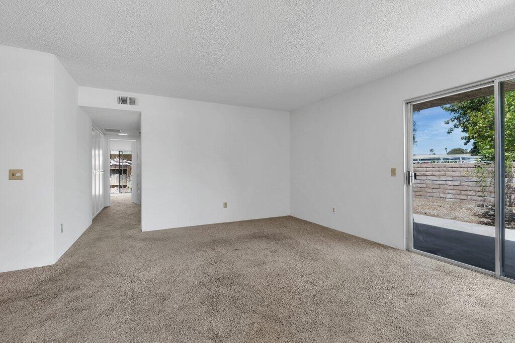 2885 Sunflower Loop S