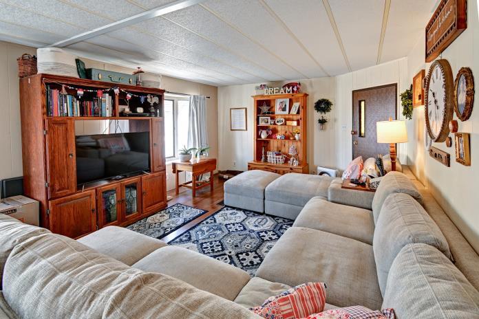 51555 Monroe Street Unit: 80