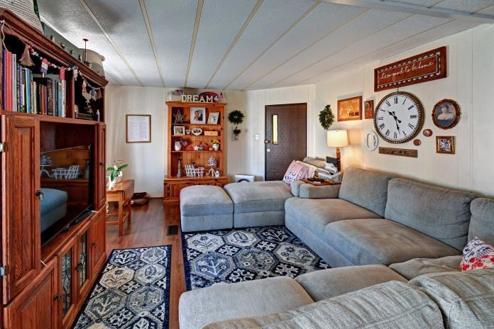 51555 Monroe Street Unit: 80