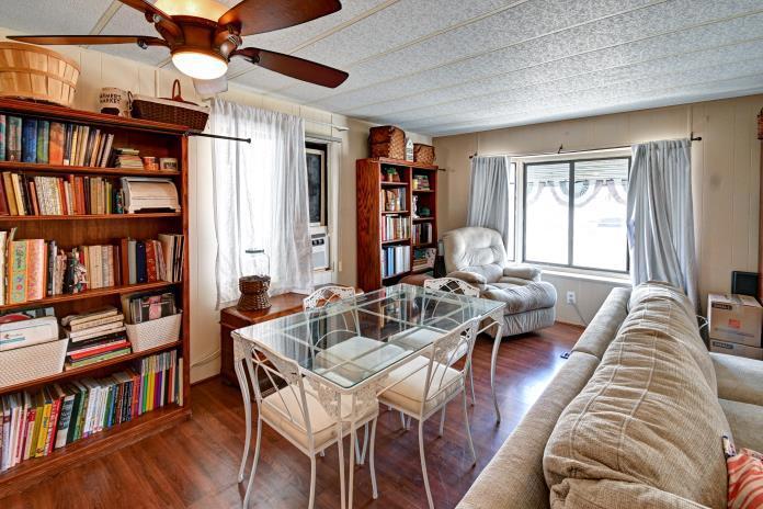 51555 Monroe Street Unit: 80