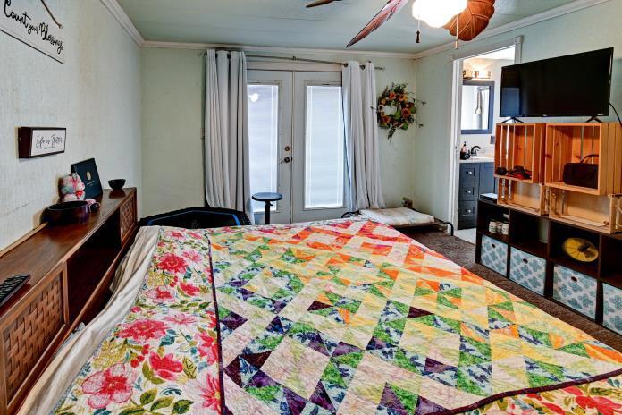 51555 Monroe Street Unit: 80