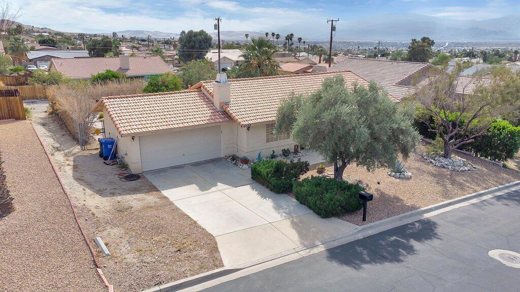 9730 Vista Del Valle