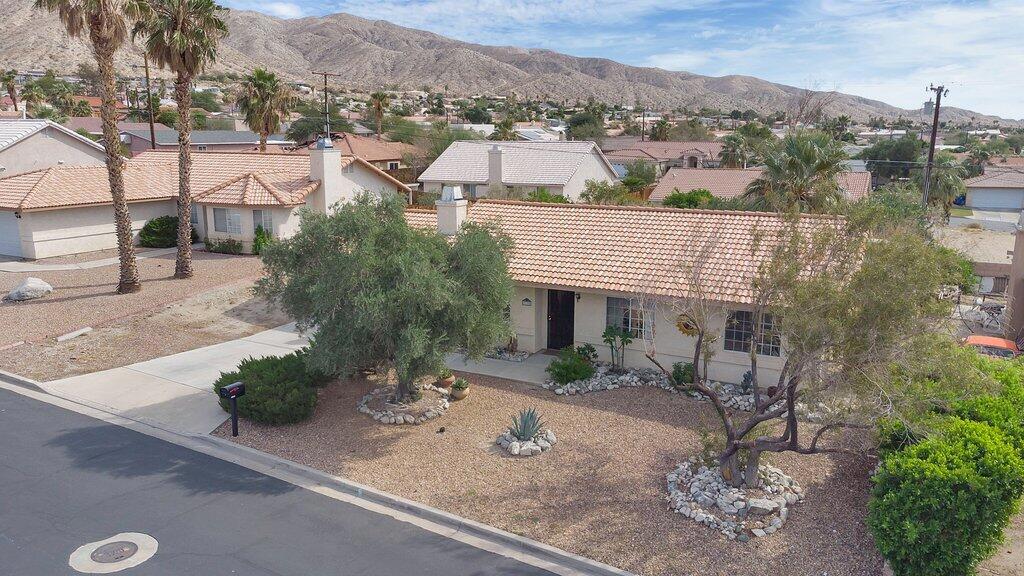 9730 Vista Del Valle