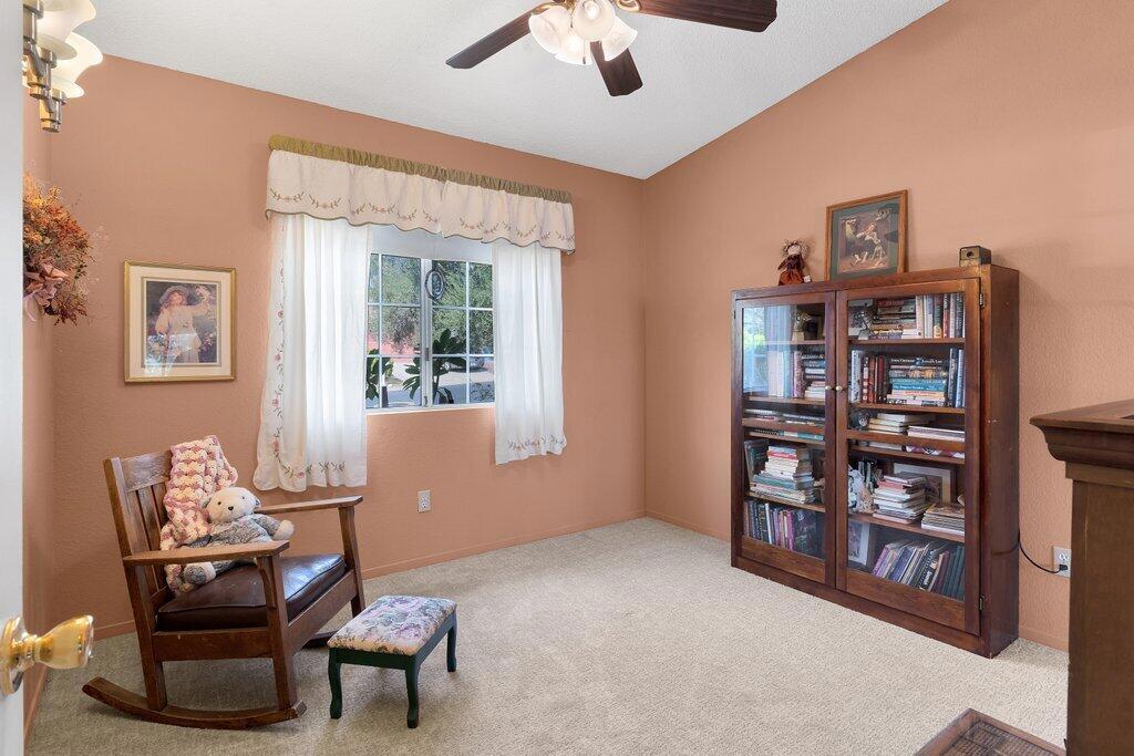 9730 Vista Del Valle