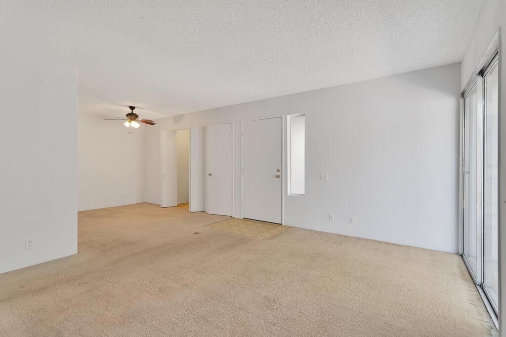 1426 Sunflower Circle N