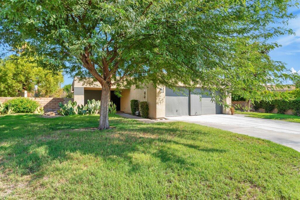 1426 Sunflower Circle N