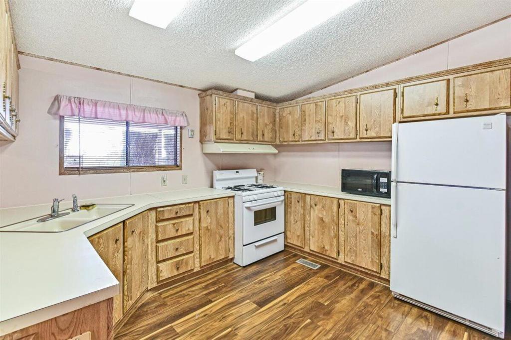 15300 Palm Drive Unit: 120