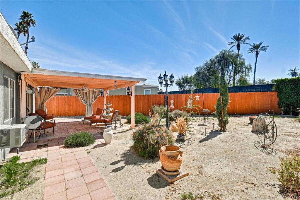 51555 Monroe St Unit: 25